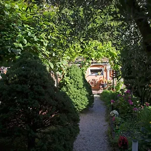 https://alle-giare.hotelitalianriviera.com
