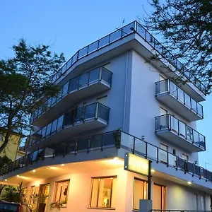https://my-fair.hotelslidodijesolo.com