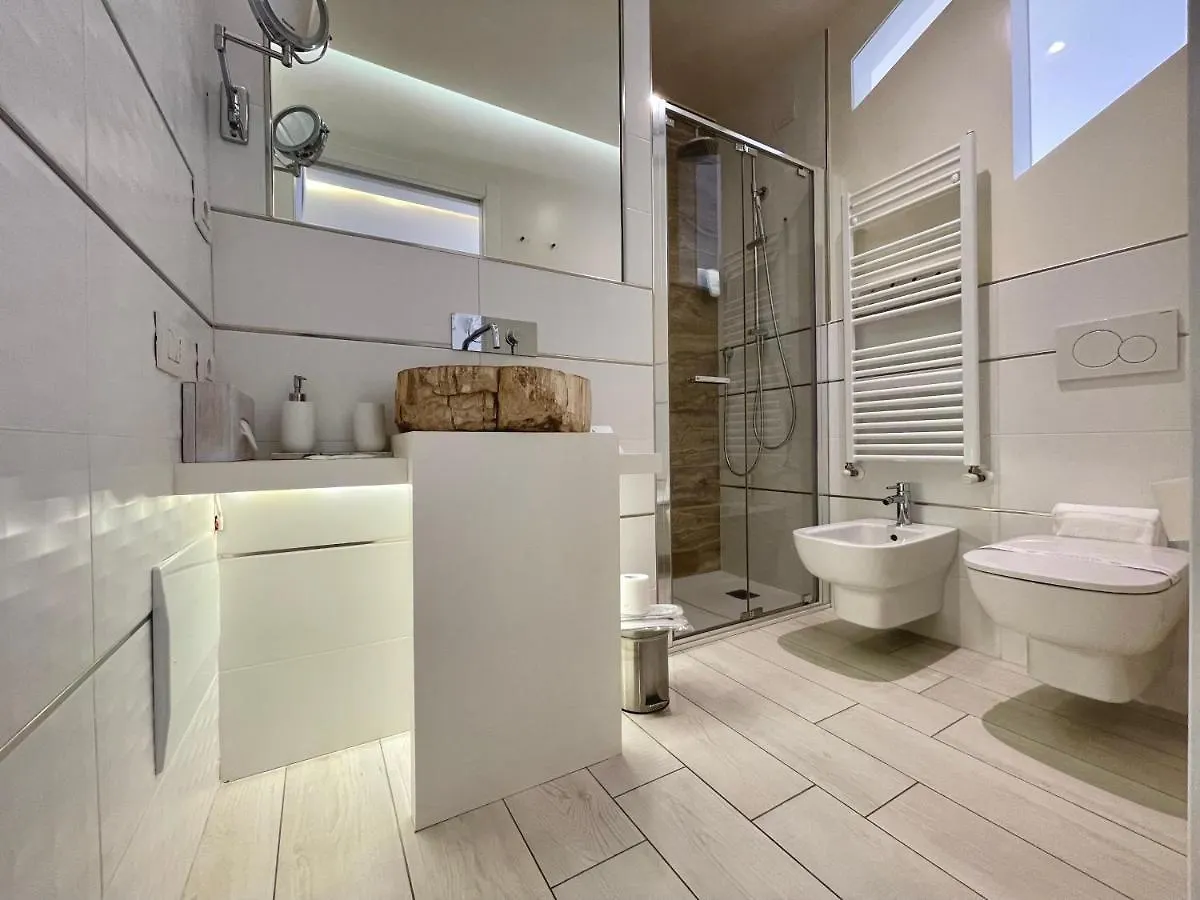 Pensión Mariarosa Suites Como Italia