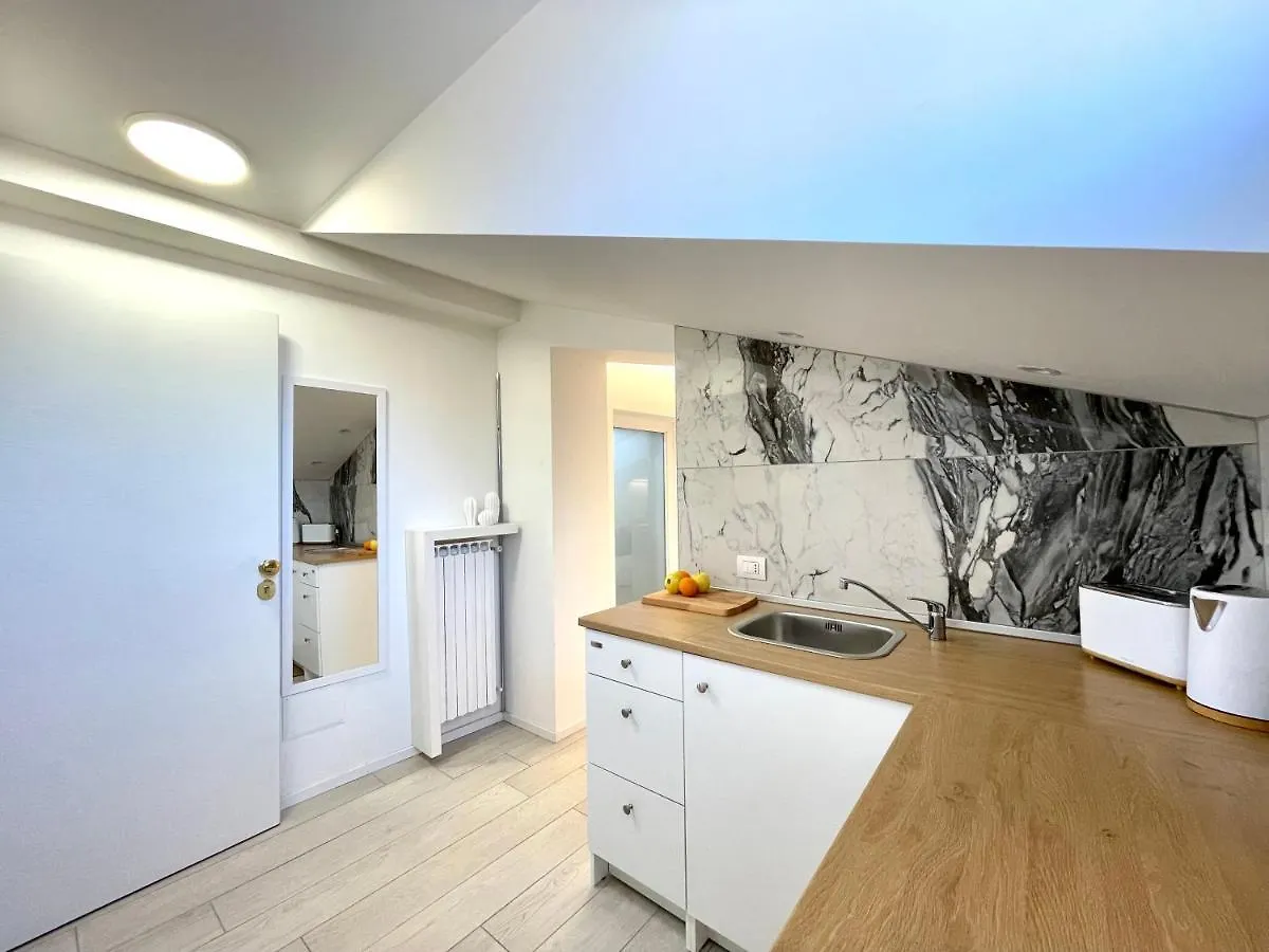 Guest house Mariarosa Suites Como