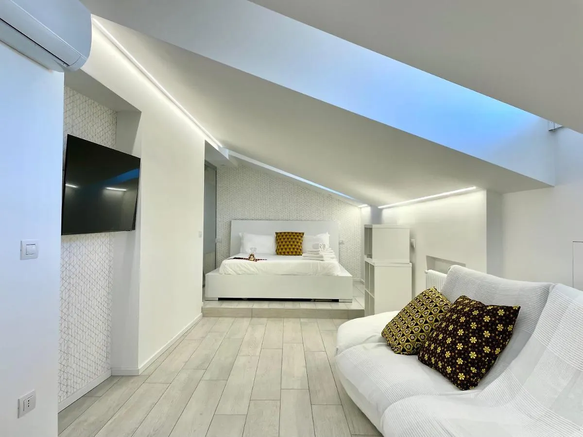 Mariarosa Suites Como Guest house